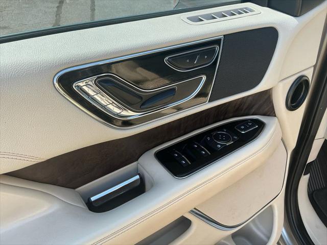 Used 2020 Lincoln Navigator Standard For Sale in Muscle Shoals, AL