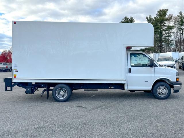 2025 Chevrolet Express Cutaway Work Van