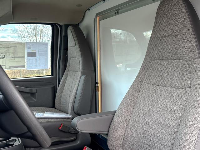 2025 Chevrolet Express Cutaway Work Van