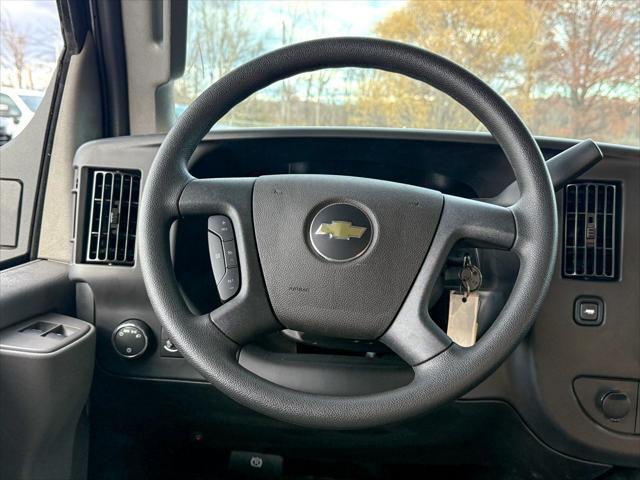 2025 Chevrolet Express Cutaway Work Van