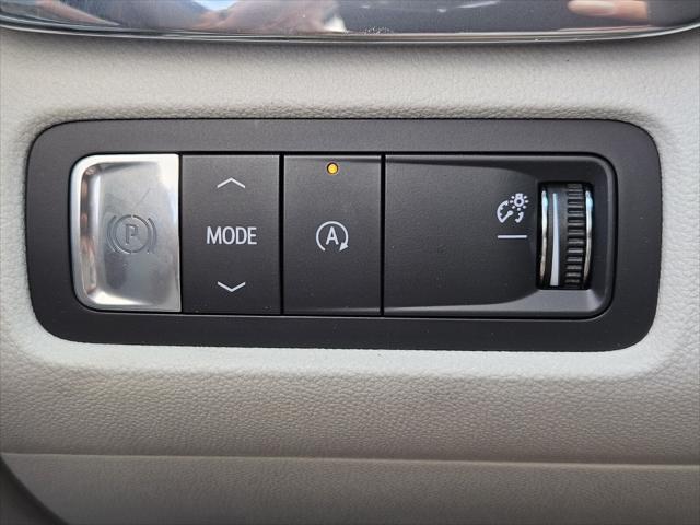 2025 GMC Acadia FWD Denali