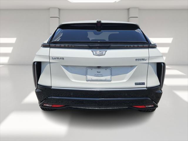 2025 Cadillac iQ Luxury w/1SC
