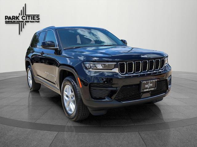 2025 Jeep Grand Cherokee GRAND CHEROKEE LAREDO X 4X2