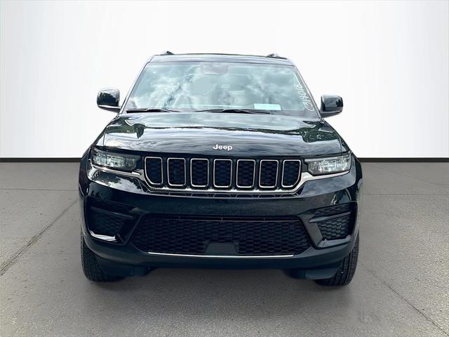 2025 Jeep Grand Cherokee GRAND CHEROKEE LAREDO X 4X2