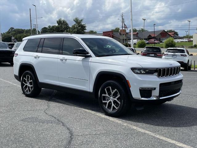 2025 Jeep Grand Cherokee GRAND CHEROKEE L LIMITED 4X4