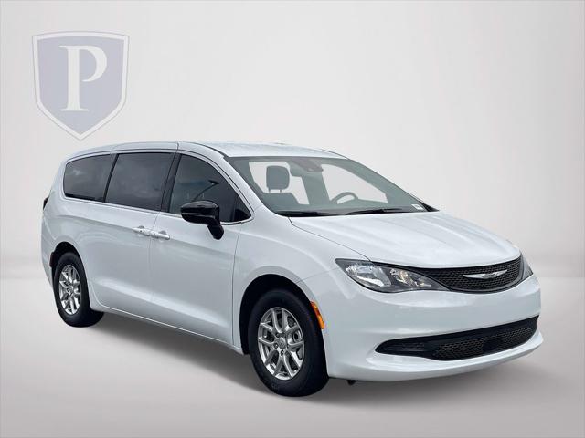 2025 Chrysler Voyager VOYAGER LX