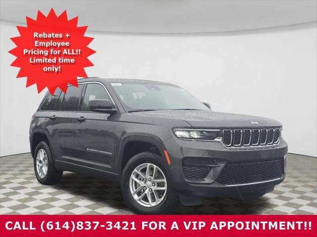 2025 Jeep Grand Cherokee GRAND CHEROKEE LAREDO X 4X4