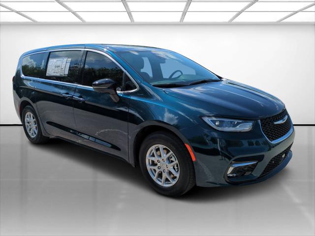 2025 Chrysler Pacifica PACIFICA SELECT
