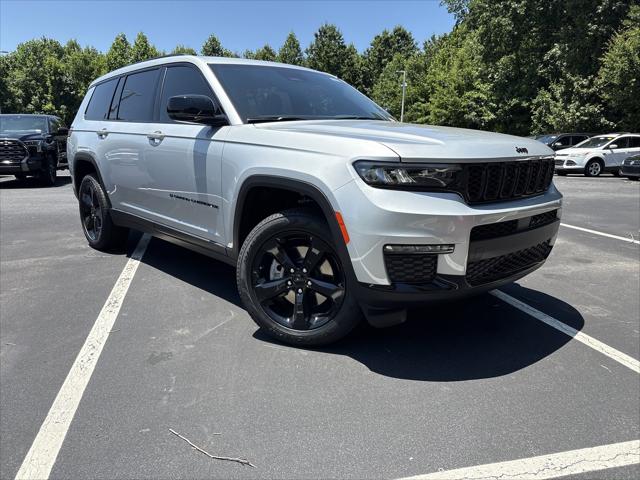 2025 Jeep Grand Cherokee GRAND CHEROKEE L LIMITED 4X4
