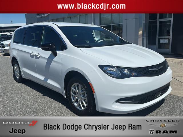 2025 Chrysler Voyager VOYAGER
