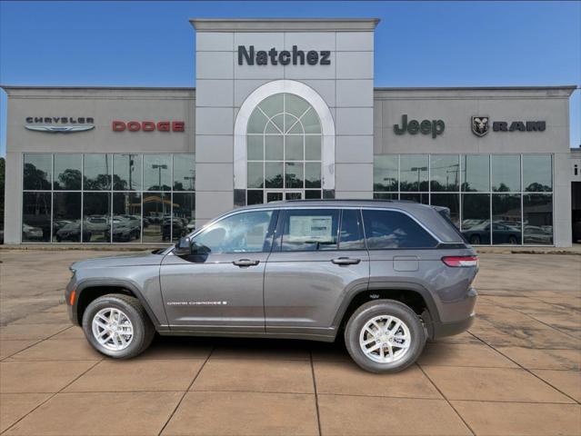 2025 Jeep Grand Cherokee GRAND CHEROKEE LAREDO X 4X2
