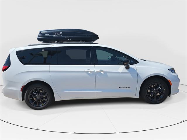 2025 Chrysler Pacifica PACIFICA SELECT