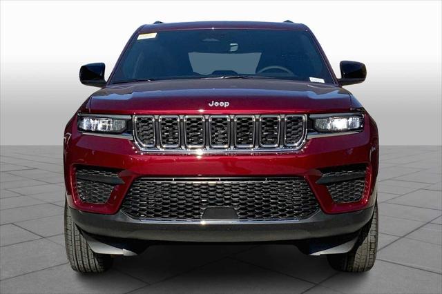 2025 Jeep Grand Cherokee GRAND CHEROKEE LAREDO X 4X4