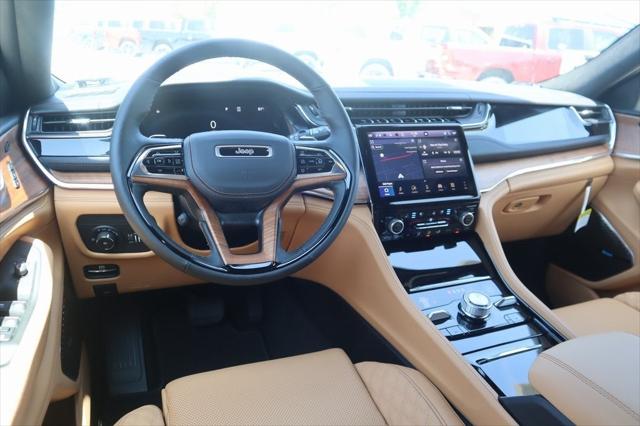 2025 Jeep Grand Cherokee GRAND CHEROKEE SUMMIT RESERVE 4X4