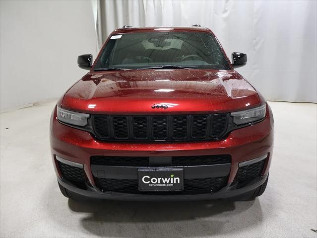 2025 Jeep Grand Cherokee GRAND CHEROKEE L LIMITED 4X4
