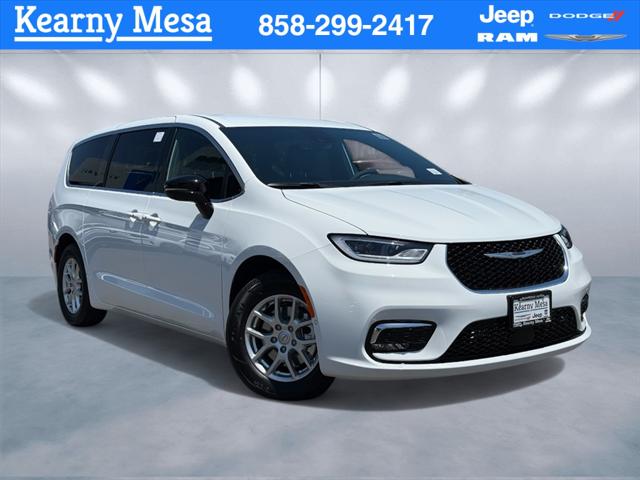 2025 Chrysler Pacifica PACIFICA SELECT