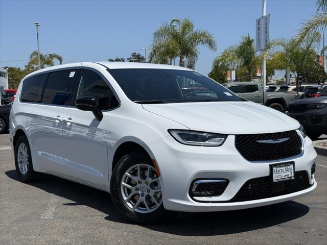 2025 Chrysler Pacifica PACIFICA SELECT
