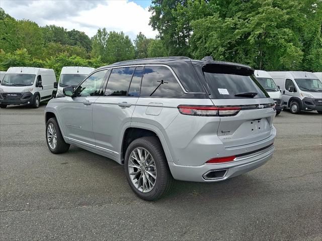 2025 Jeep Grand Cherokee GRAND CHEROKEE SUMMIT 4X4