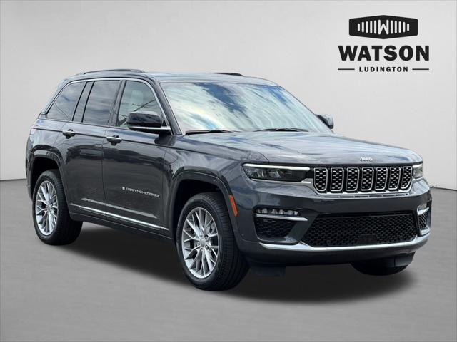 2025 Jeep Grand Cherokee GRAND CHEROKEE SUMMIT 4X4