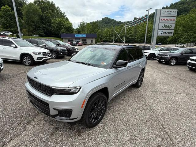 2025 Jeep Grand Cherokee GRAND CHEROKEE L SUMMIT 4X4