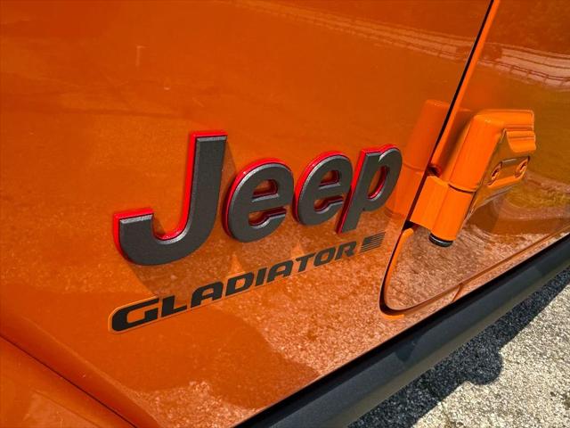 2025 Jeep Gladiator GLADIATOR RUBICON X 4X4