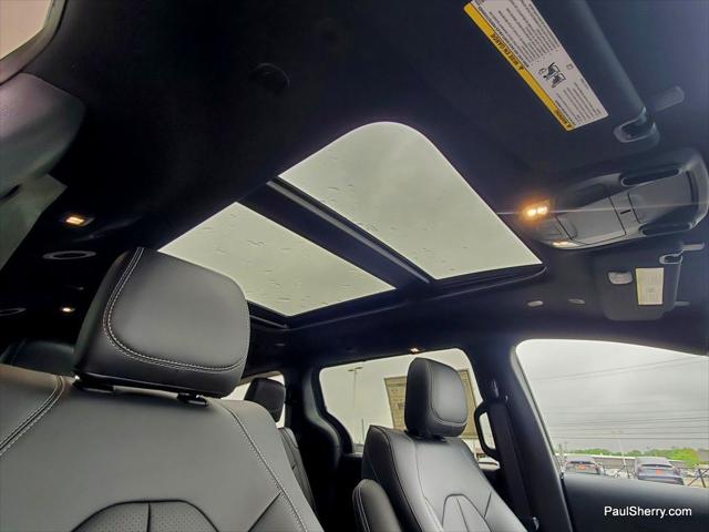 2025 Chrysler Pacifica PACIFICA SELECT