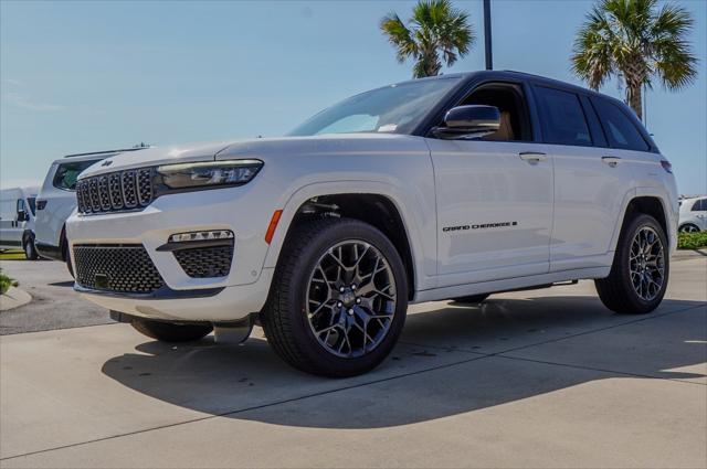 2025 Jeep Grand Cherokee GRAND CHEROKEE SUMMIT 4X4
