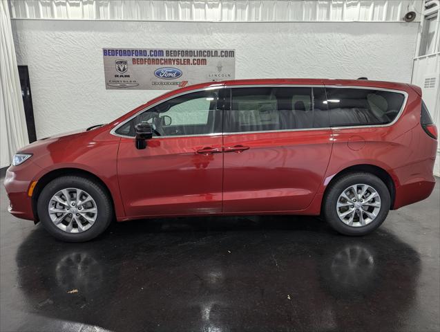 2025 Chrysler Pacifica PACIFICA SELECT AWD