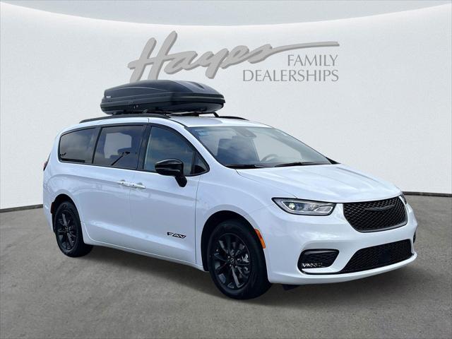 2025 Chrysler Pacifica PACIFICA SELECT