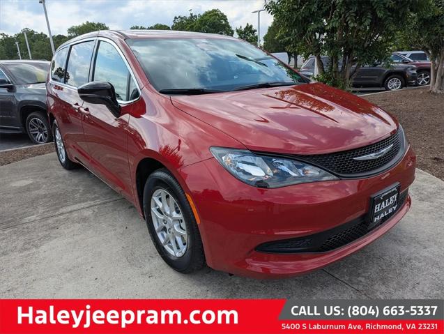2025 Chrysler Voyager VOYAGER LX