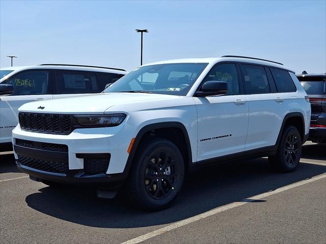 2025 Jeep Grand Cherokee GRAND CHEROKEE L ALTITUDE X 4X4
