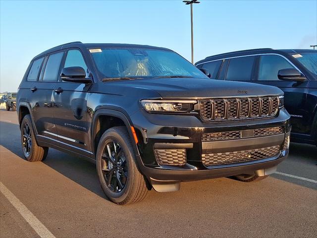 2025 Jeep Grand Cherokee GRAND CHEROKEE L ALTITUDE X 4X4