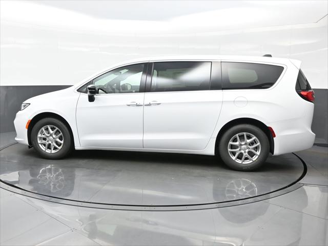 2025 Chrysler Pacifica PACIFICA SELECT