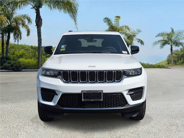 2025 Jeep Grand Cherokee GRAND CHEROKEE LAREDO X 4X2