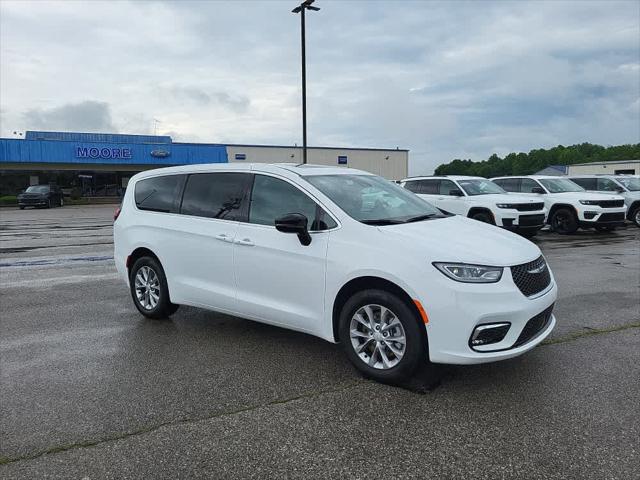 2025 Chrysler Pacifica PACIFICA SELECT AWD