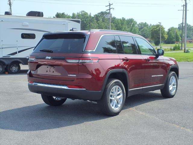 2025 Jeep Grand Cherokee GRAND CHEROKEE LAREDO X 4X4
