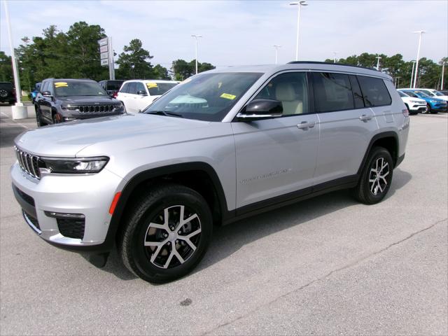 2025 Jeep Grand Cherokee GRAND CHEROKEE L LIMITED 4X4