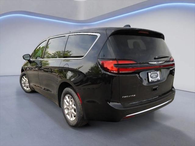 2025 Chrysler Pacifica PACIFICA SELECT
