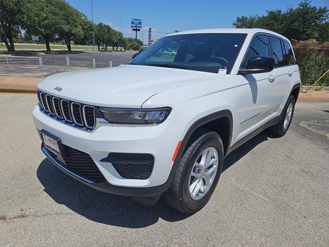 2025 Jeep Grand Cherokee GRAND CHEROKEE LAREDO X 4X2
