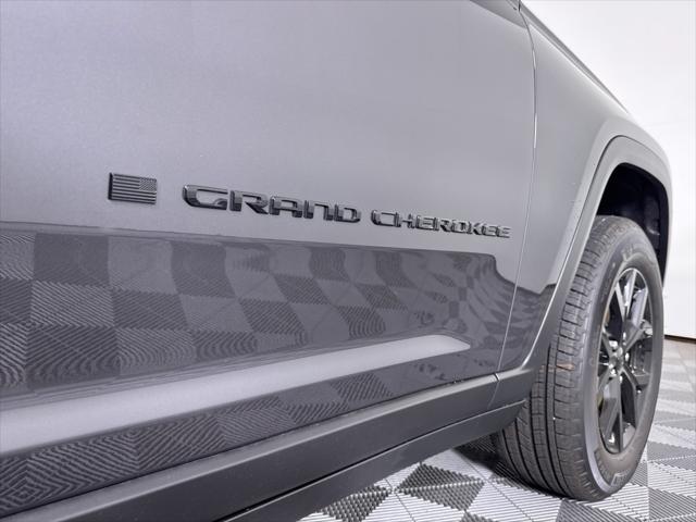 2025 Jeep Grand Cherokee GRAND CHEROKEE L ALTITUDE X 4X4
