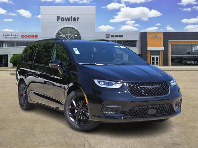2025 Chrysler Pacifica PACIFICA LIMITED