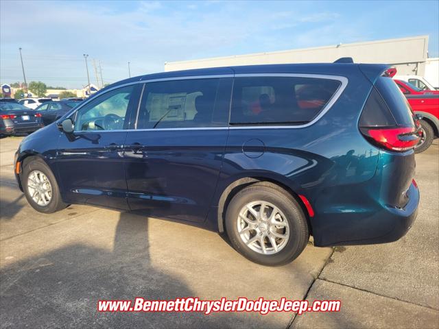 2025 Chrysler Pacifica PACIFICA SELECT