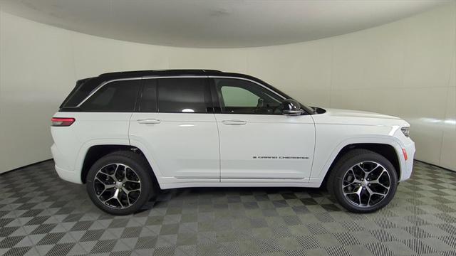 2025 Jeep Grand Cherokee GRAND CHEROKEE SUMMIT RESERVE 4X4