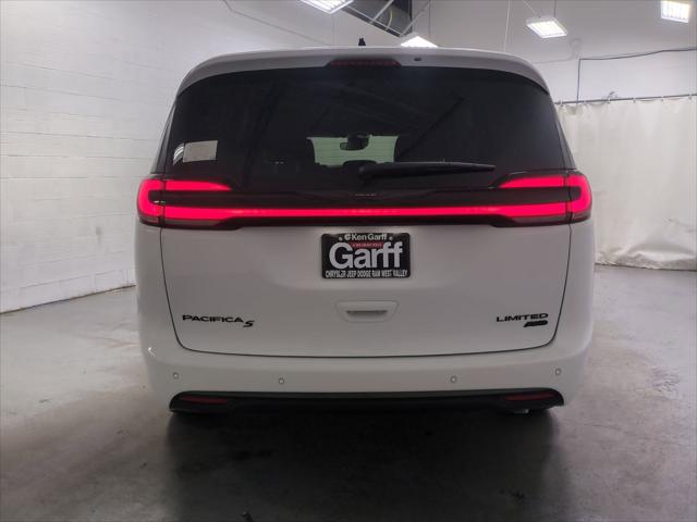 2025 Chrysler Pacifica PACIFICA LIMITED AWD