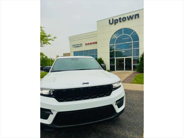 2025 Jeep Grand Cherokee GRAND CHEROKEE ALTITUDE X 4X4