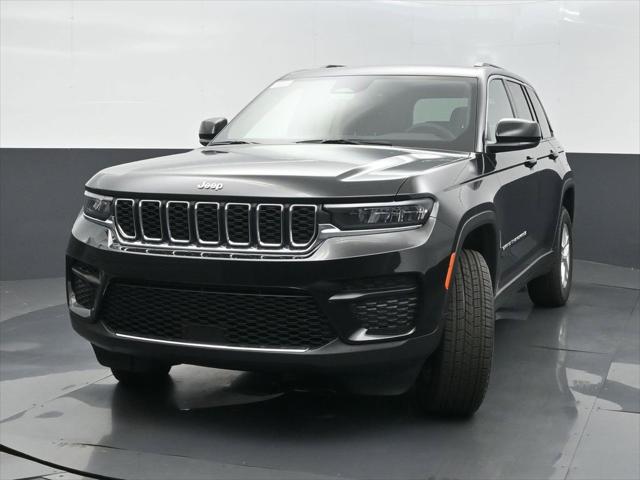 2025 Jeep Grand Cherokee GRAND CHEROKEE LAREDO X 4X4 2025 Jeep Grand Cherokee GRAND CHEROKEE LAREDO X 4X4