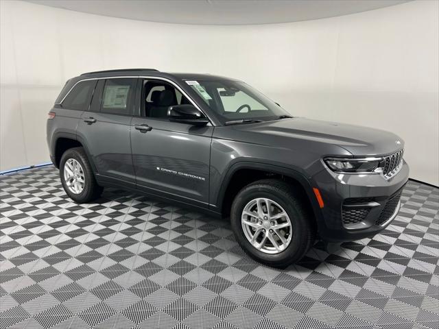 2025 Jeep Grand Cherokee GRAND CHEROKEE LAREDO X 4X2