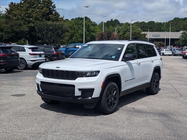2025 Jeep Grand Cherokee GRAND CHEROKEE L ALTITUDE X 4X4