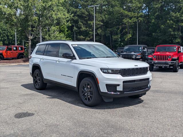 2025 Jeep Grand Cherokee GRAND CHEROKEE L ALTITUDE X 4X4