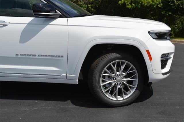 2025 Jeep Grand Cherokee GRAND CHEROKEE SUMMIT 4X4
